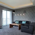 Sea Premium Aparthotel 4* Gdynia