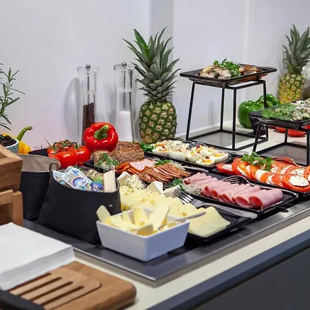 Sea Premium - Destigo 4* غدينيا