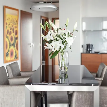 Hotel apartamentowy Sea Premium - Destigo