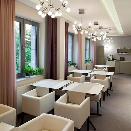 Hotel apartamentowy Sea Premium - Destigo Gdynia