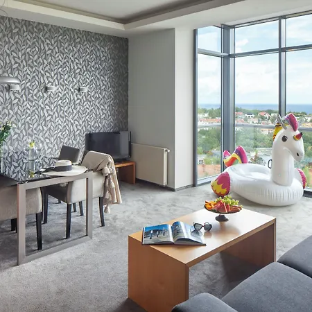 Hotel apartamentowy Sea Premium - Destigo