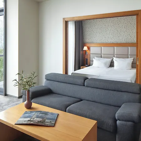 Hotel apartamentowy Sea Premium - Destigo